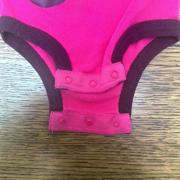 0-6M never worn Nike onesie - Picture 3 of 4